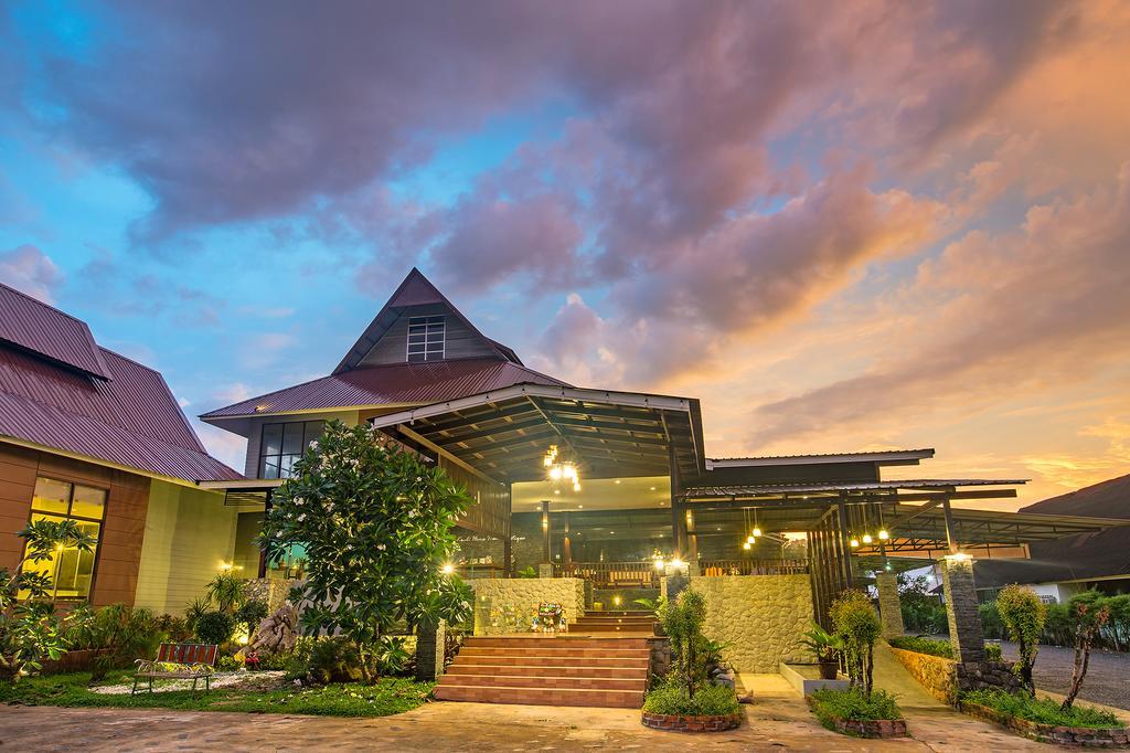 Town Boutique Hotel 4*